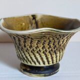 Ceramic planter with vintage scarifications from the 1950s