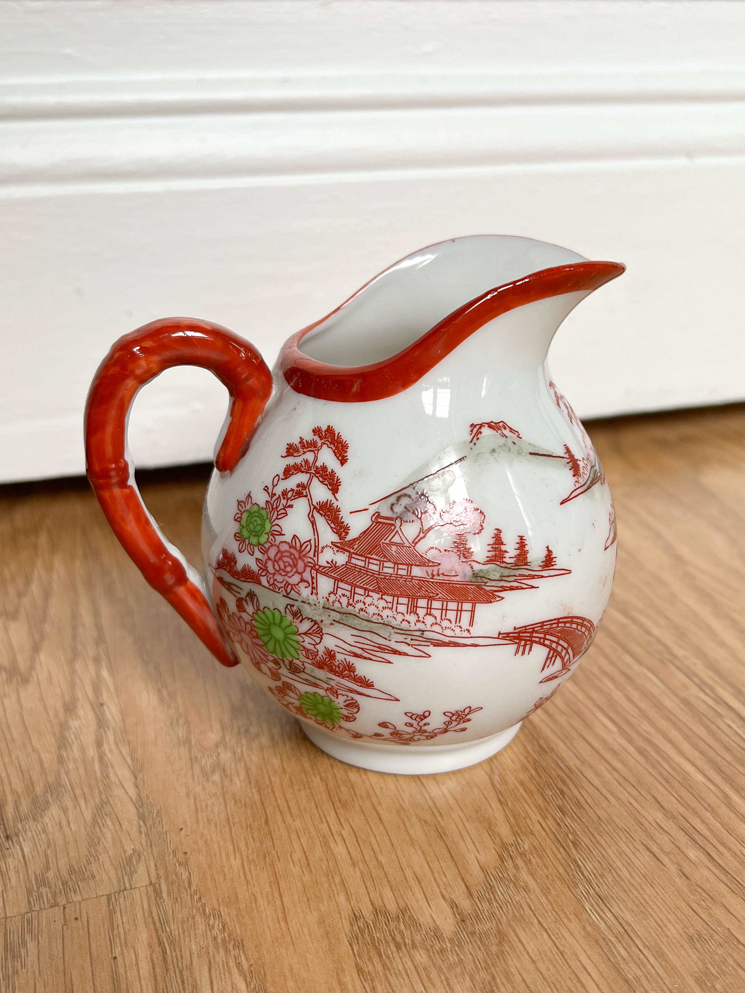 Japanese water decanter