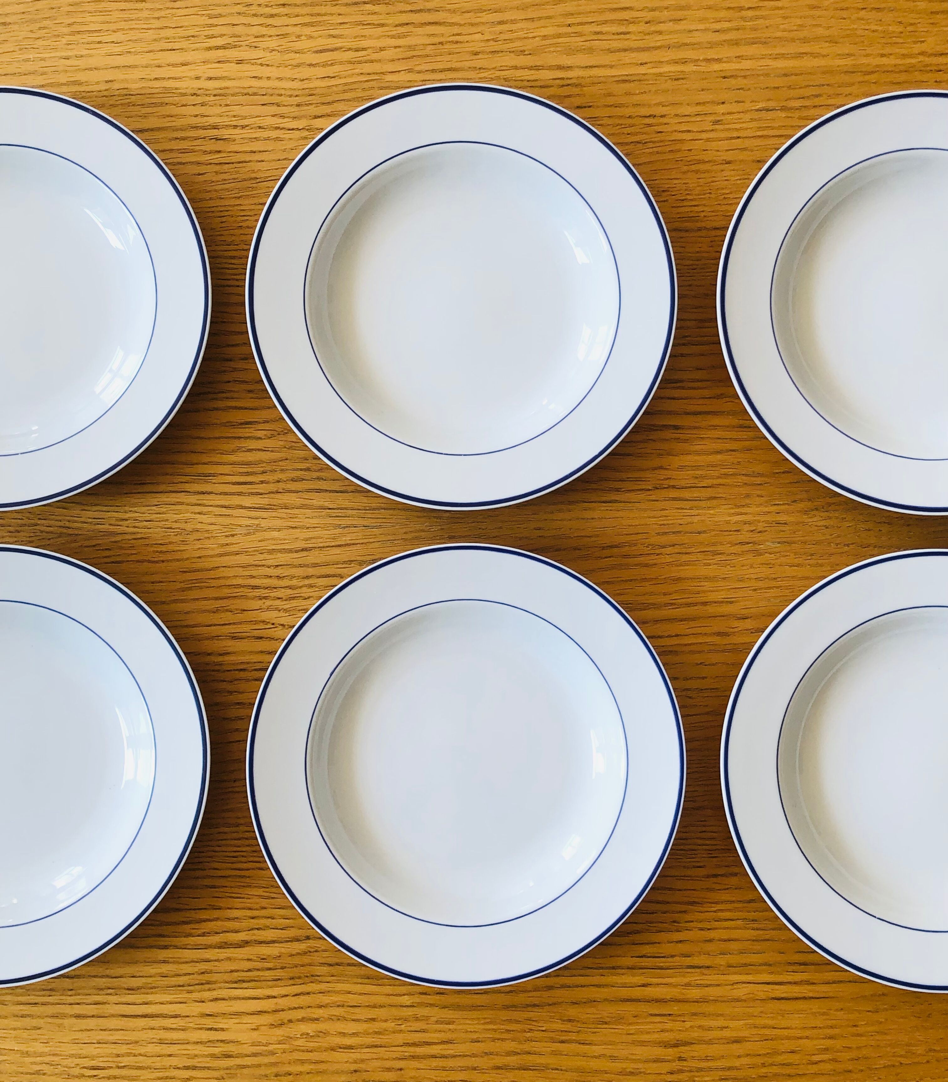 Hollow plates in Italian porcelain Tognana