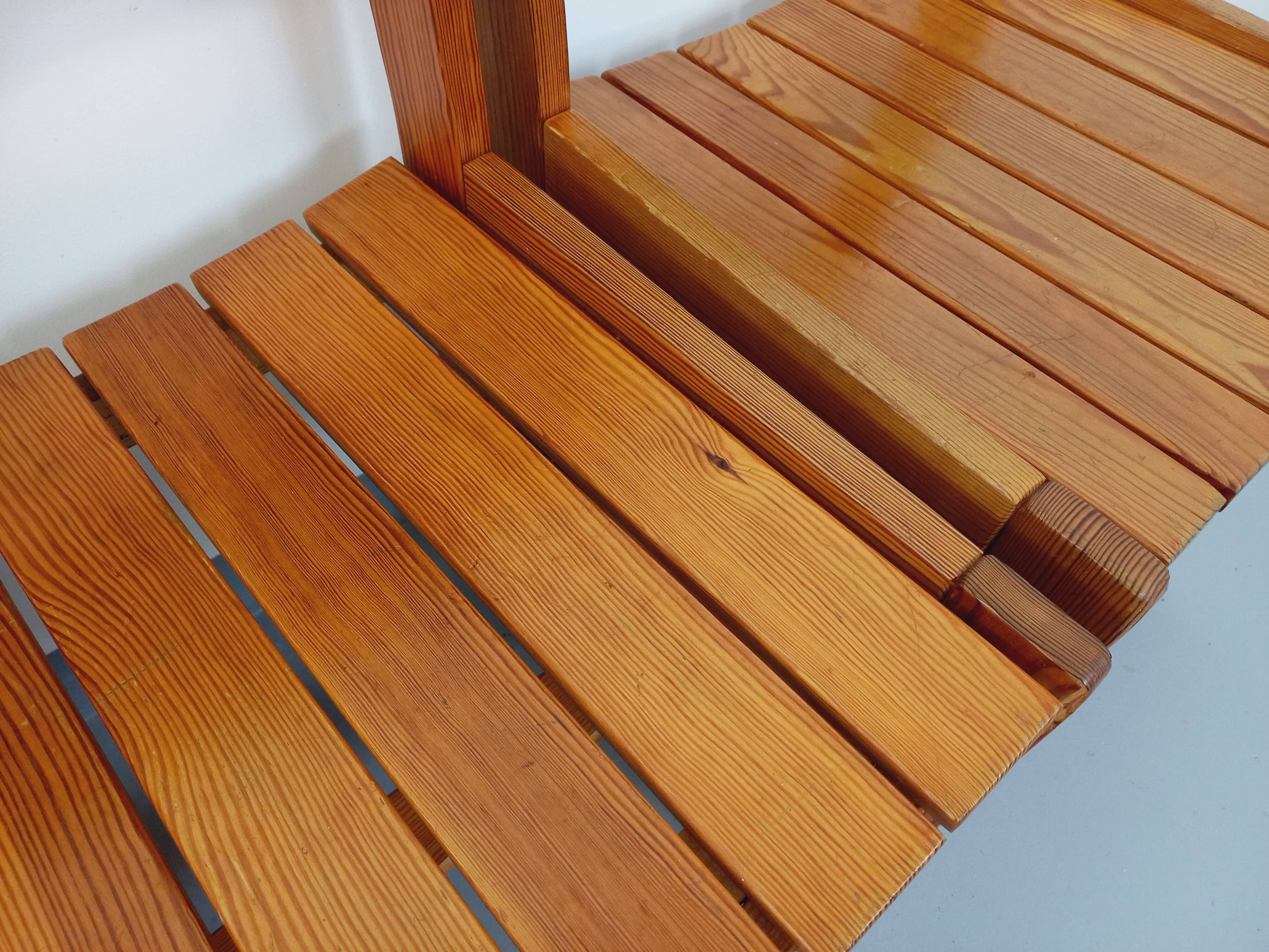 Set of 4 vintage pine chairs from the 70s