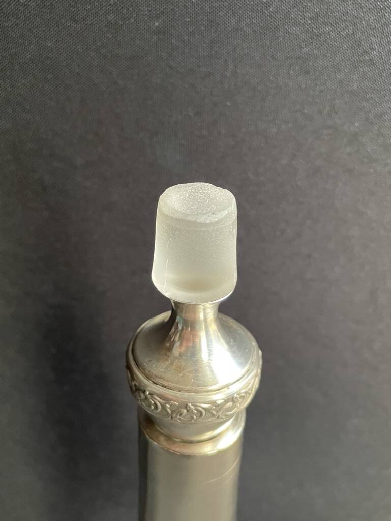 Carafe in cut crystal & silver frame