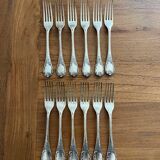 Fourchettes de table Cristofle en métal argenté, modèle Marly, 12 pièces