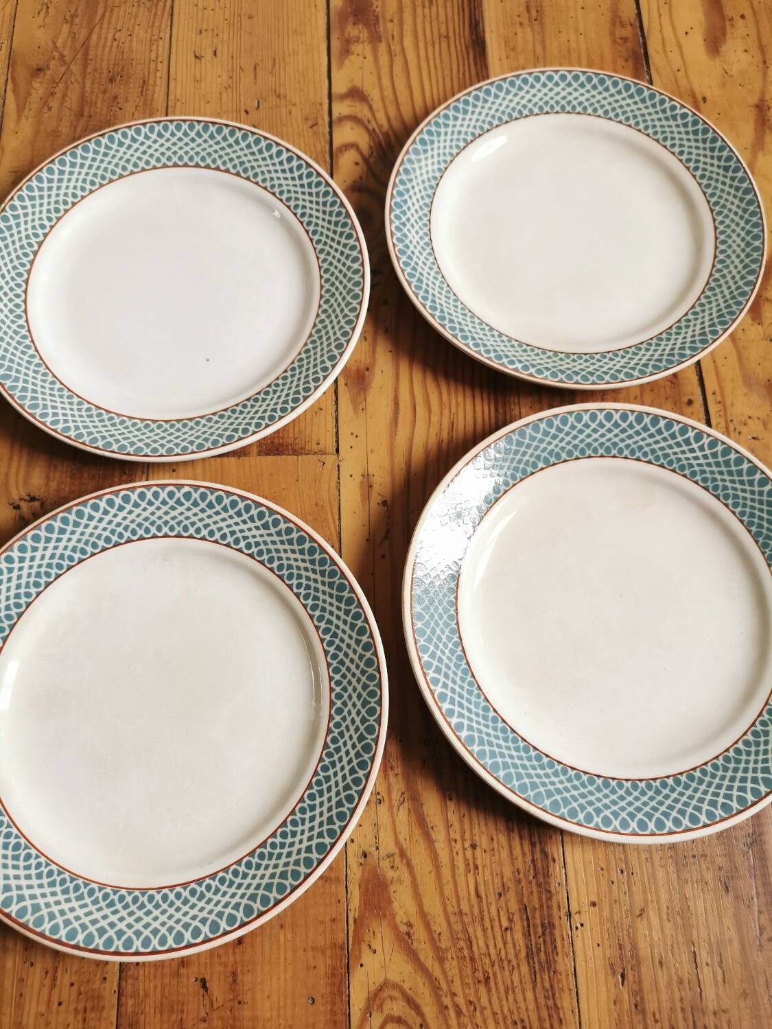 Mix of vintage dessert plates