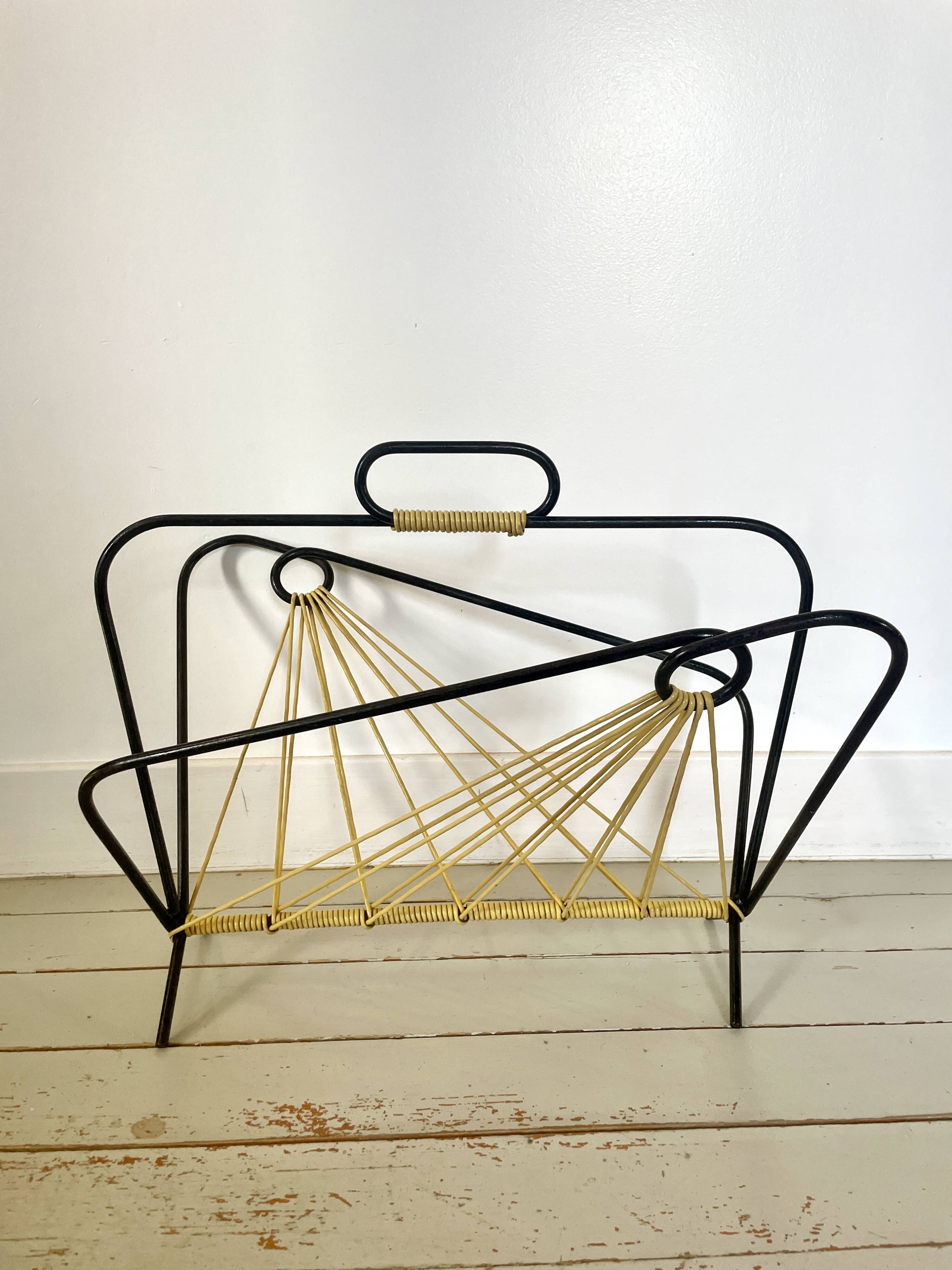 Porte-revues vintage scoubidou