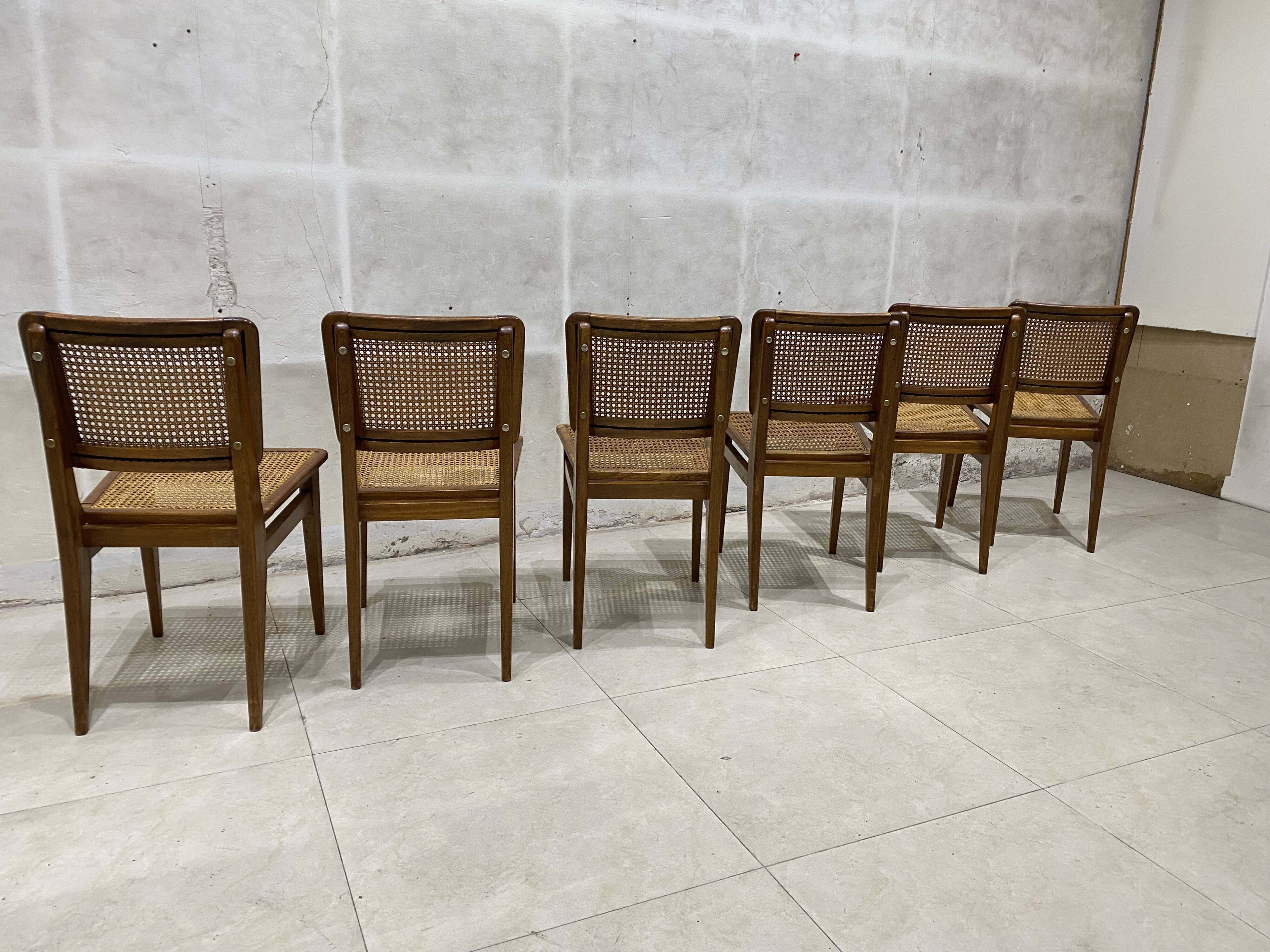 Série de six chaises cannées