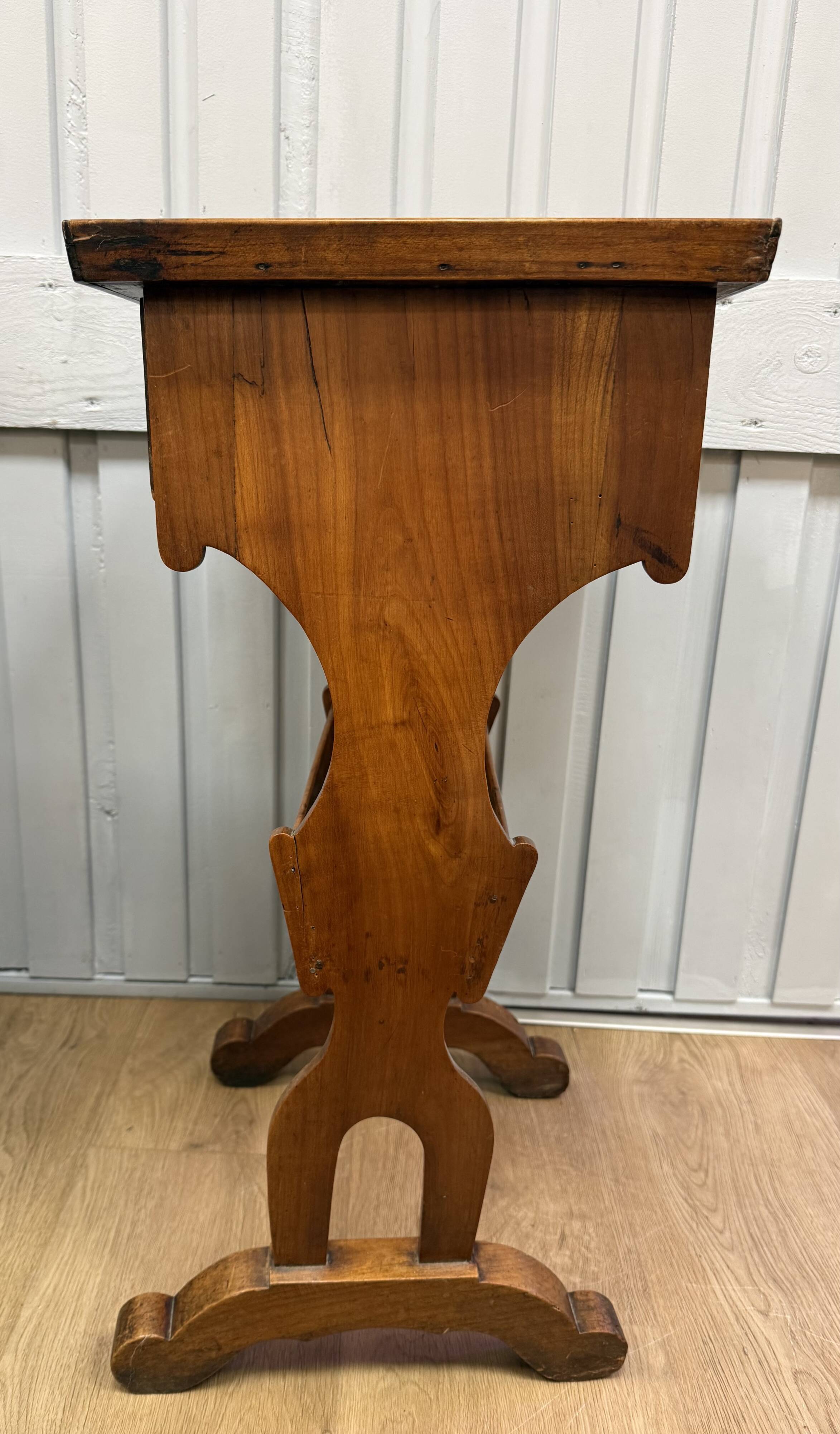 small side table Folk Art