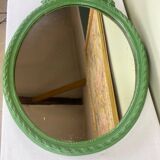 Miroir en bois ancien