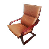 Fauteuil "Poang" par Noboru Nakamura