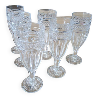 6 flutes in thick chiseled glass