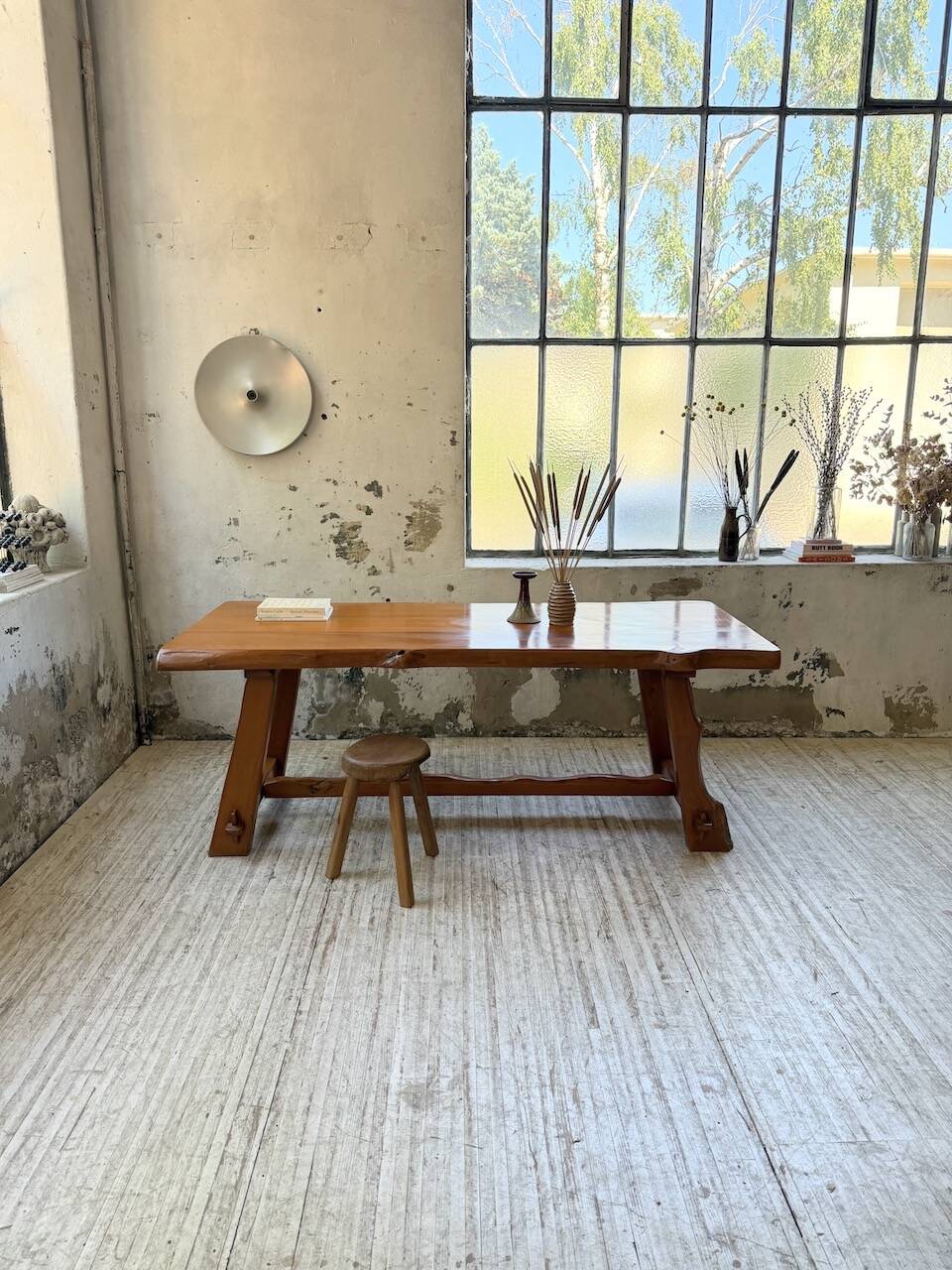 Aranjou farmhouse table in blond elm, 1950s