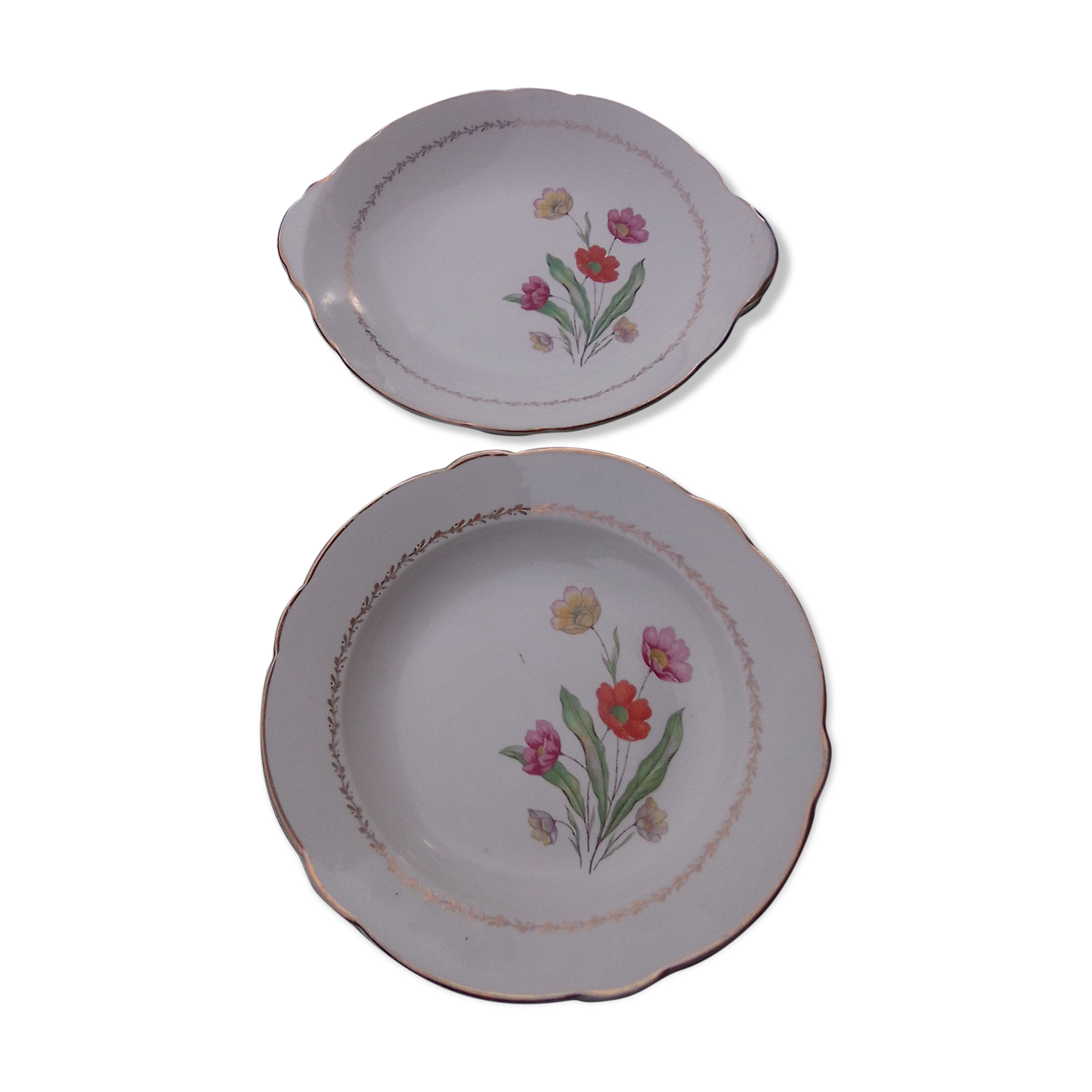 Hollow round dish and cake dish in Lunéville earthenware model Agnes