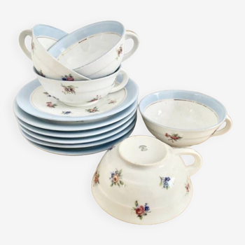 Tasses en porcelaine