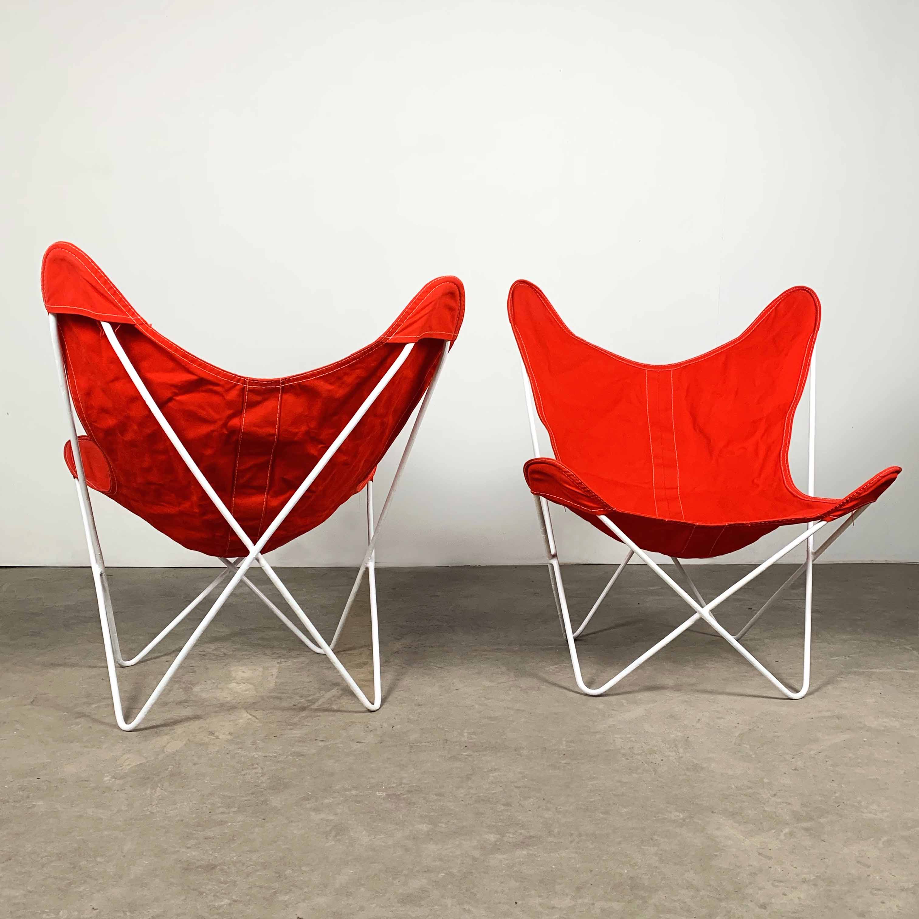 Butterfly lounge chairs by Jorge Ferrari Hardoy for Knoll, 1950