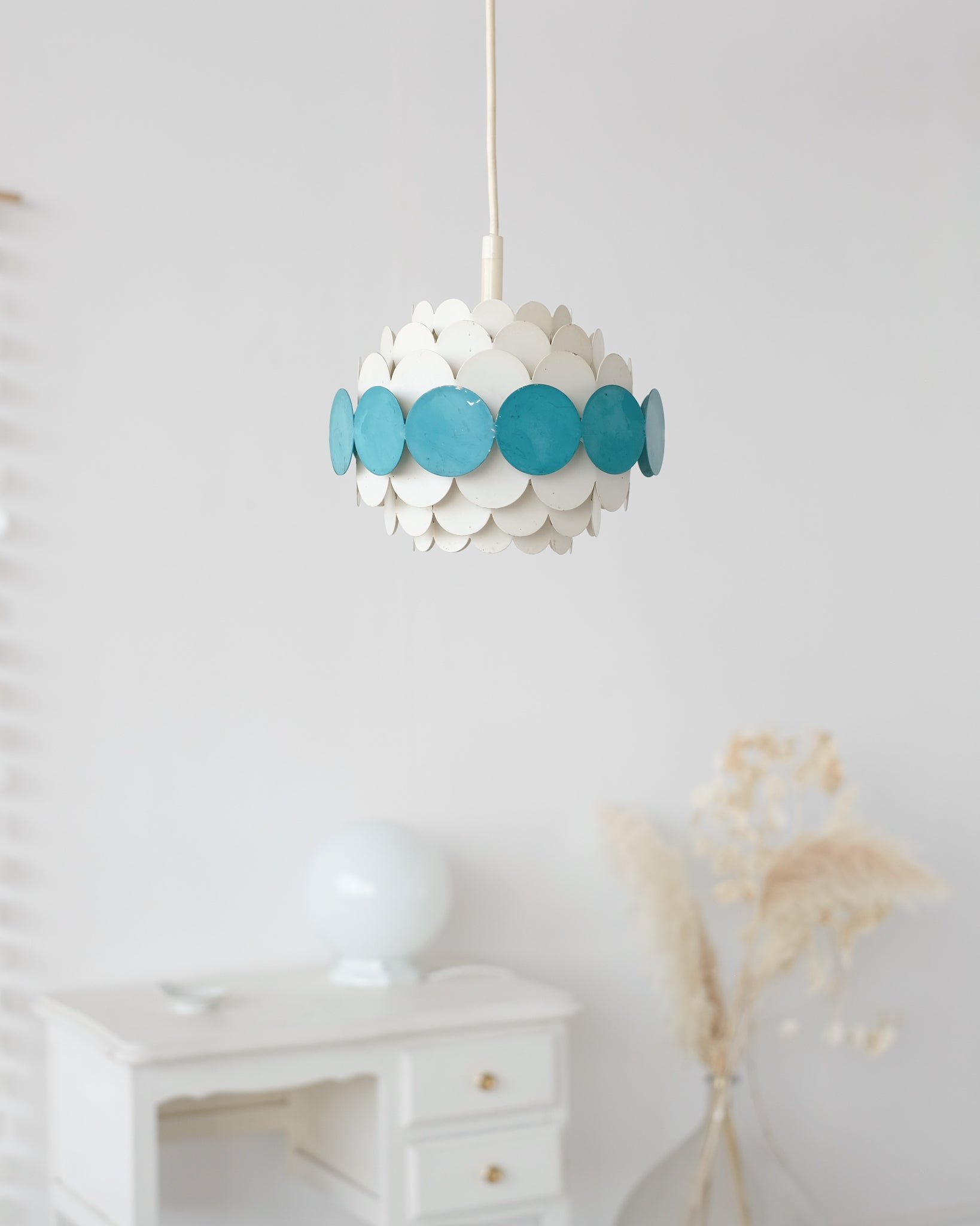 Vintage pendant lamp in white and green metal