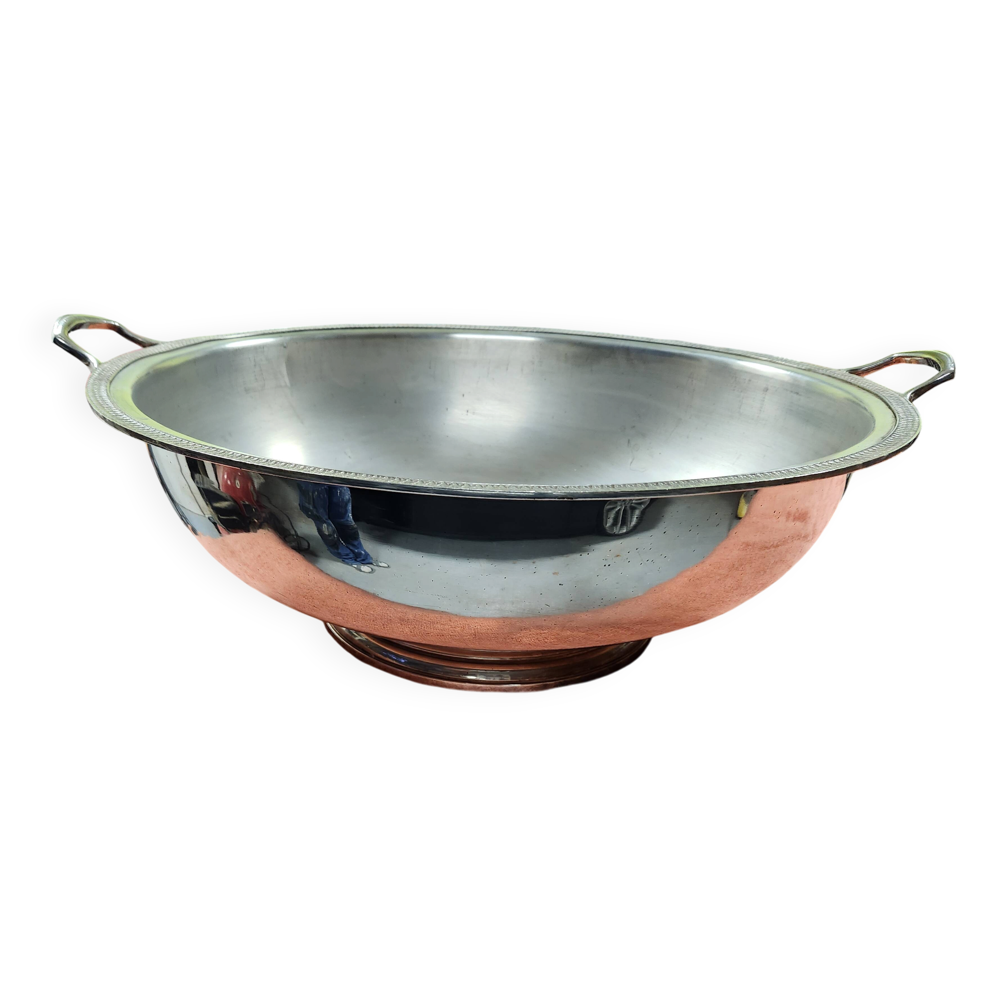 silver metal basin