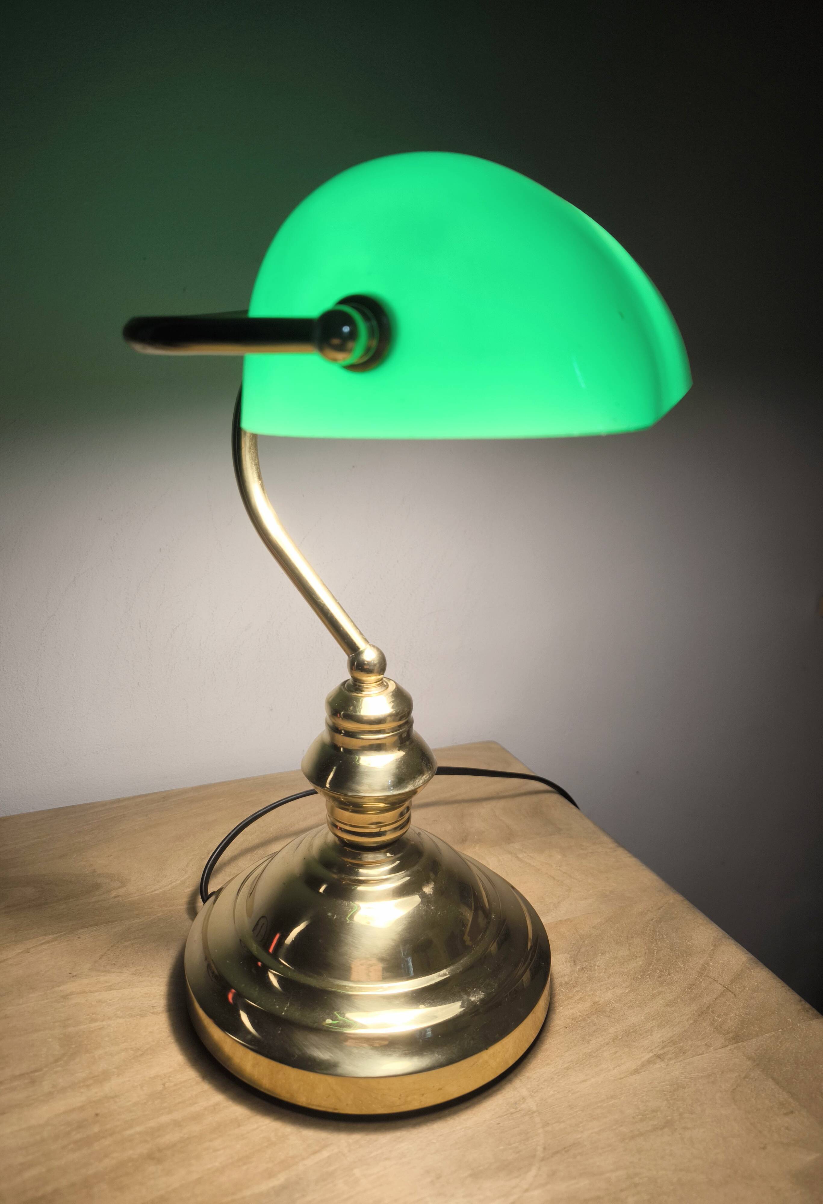 Lámpara vintage de banquero de cristal verde opalino