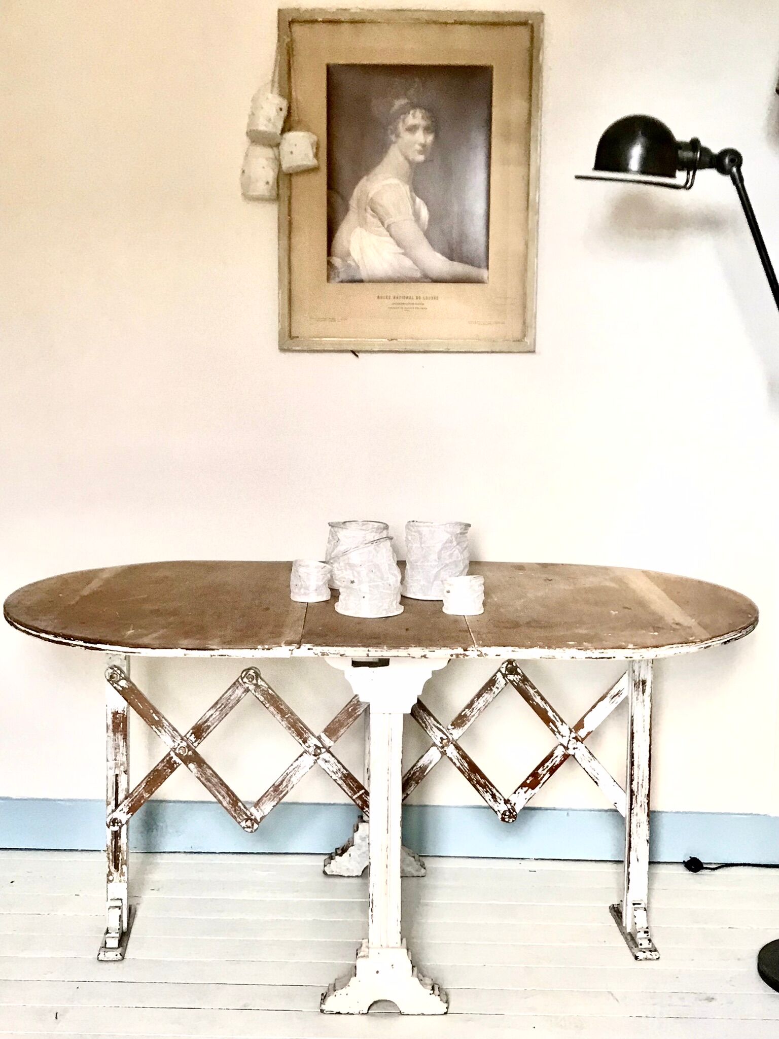 Retractable Napoleon III side table