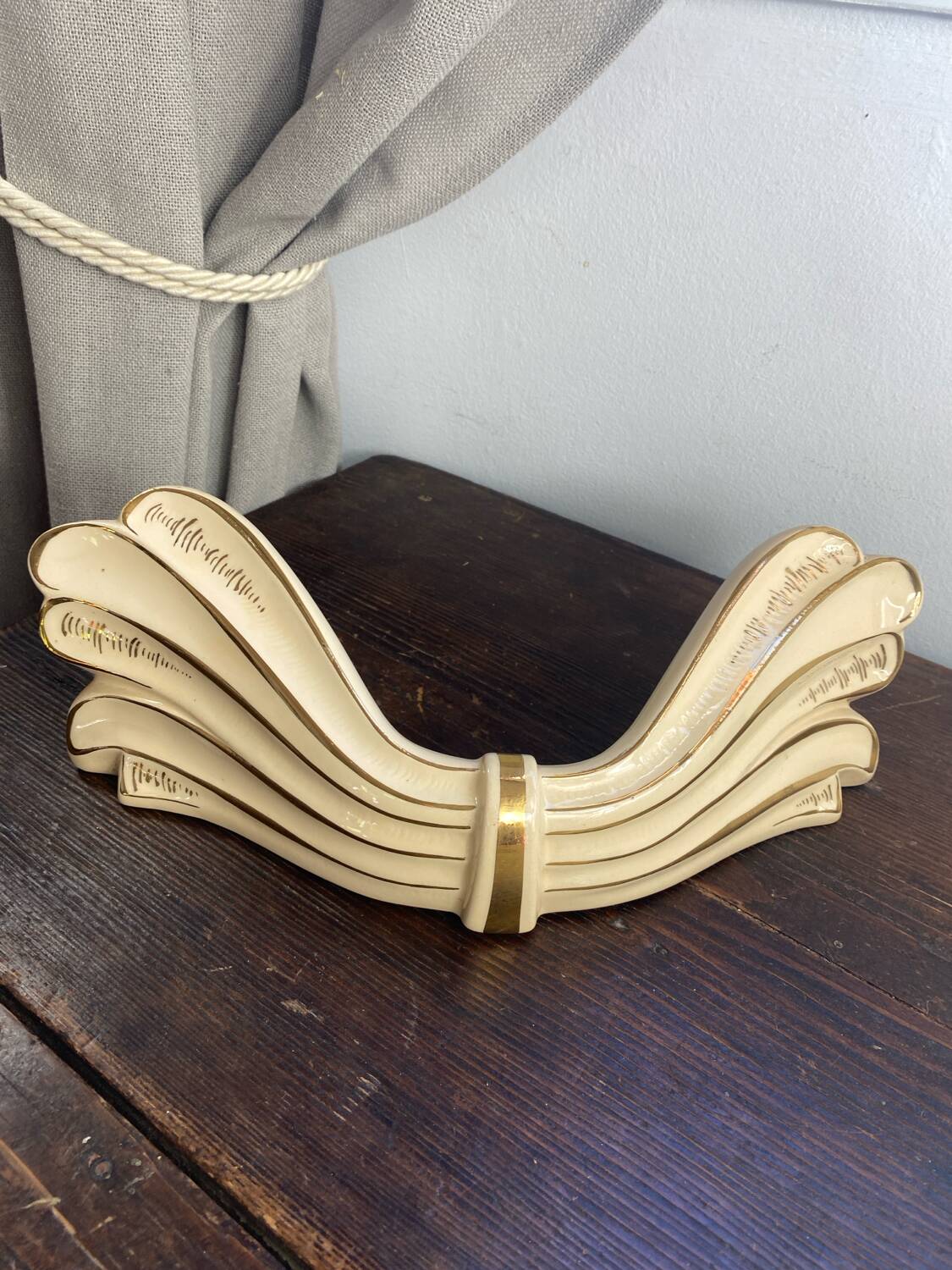 Art Deco ceramic wall light