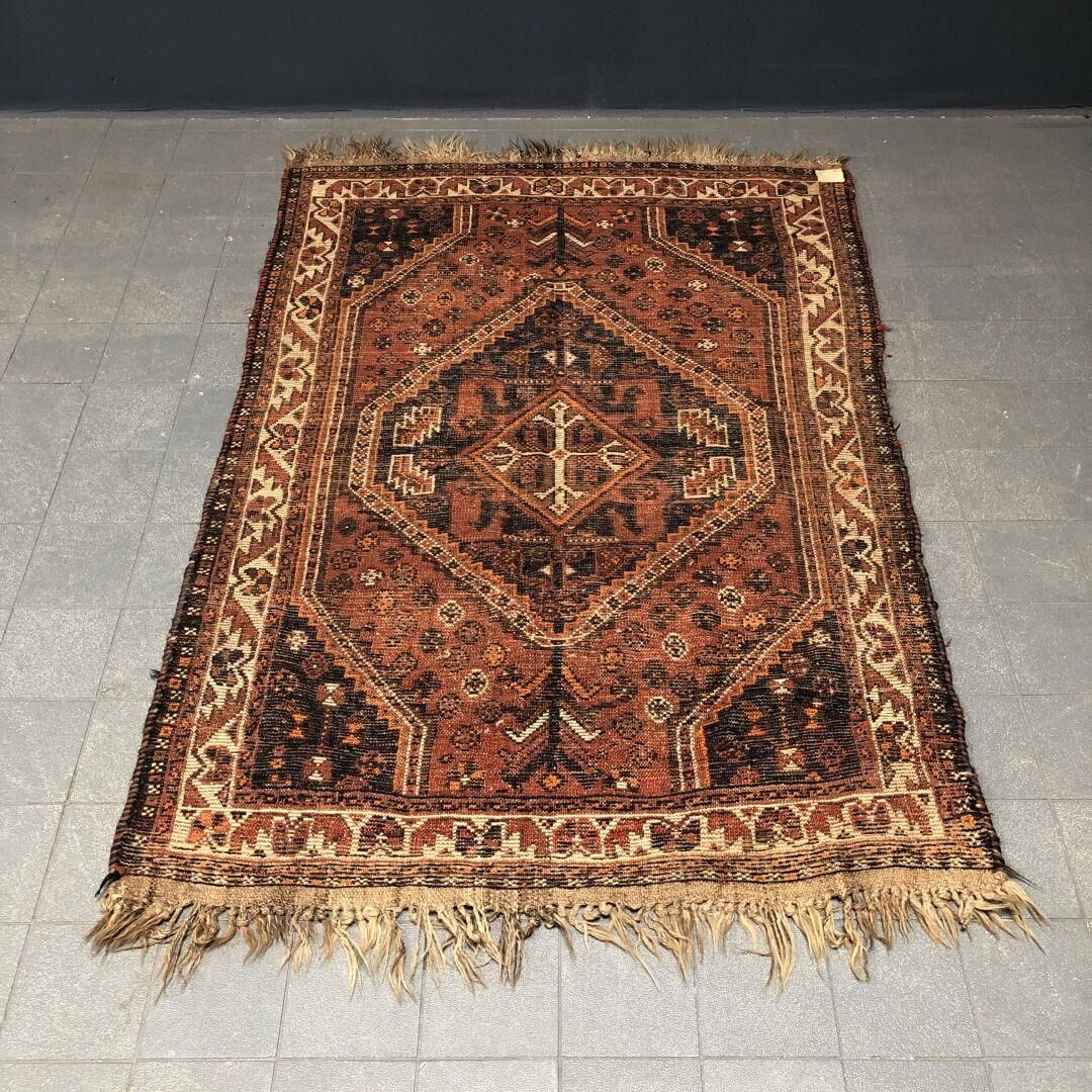 Tapis persan tissé à la main 162x110cm