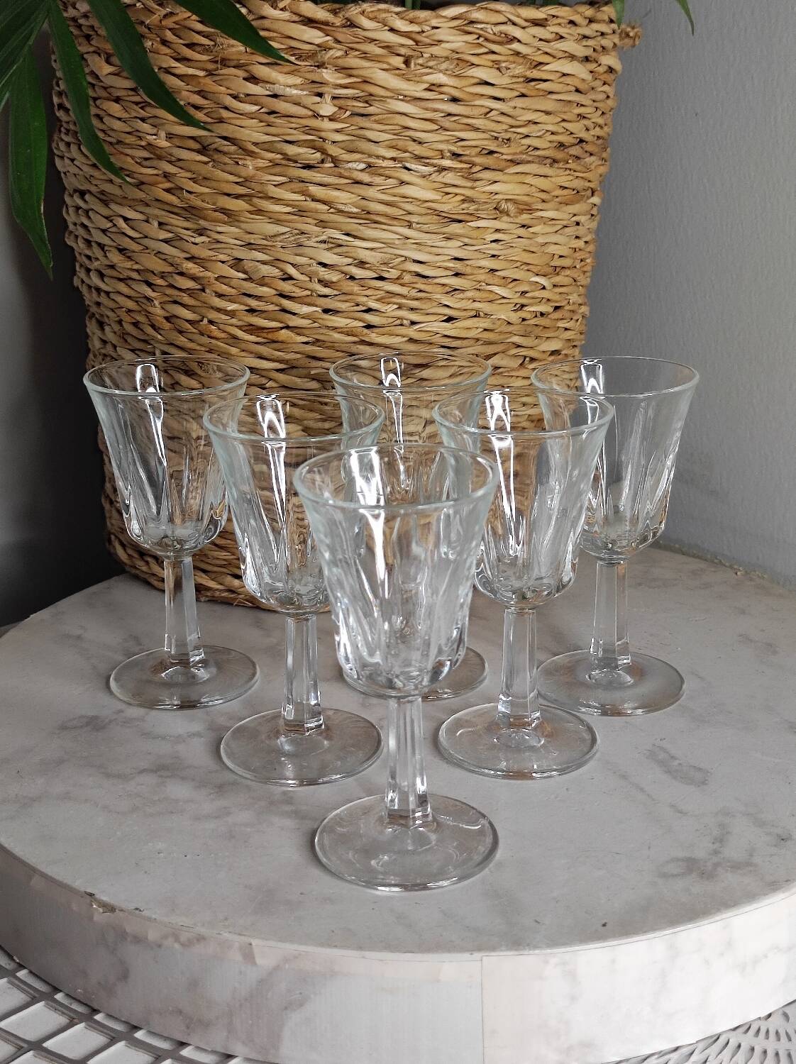 Stemmed liqueur glasses