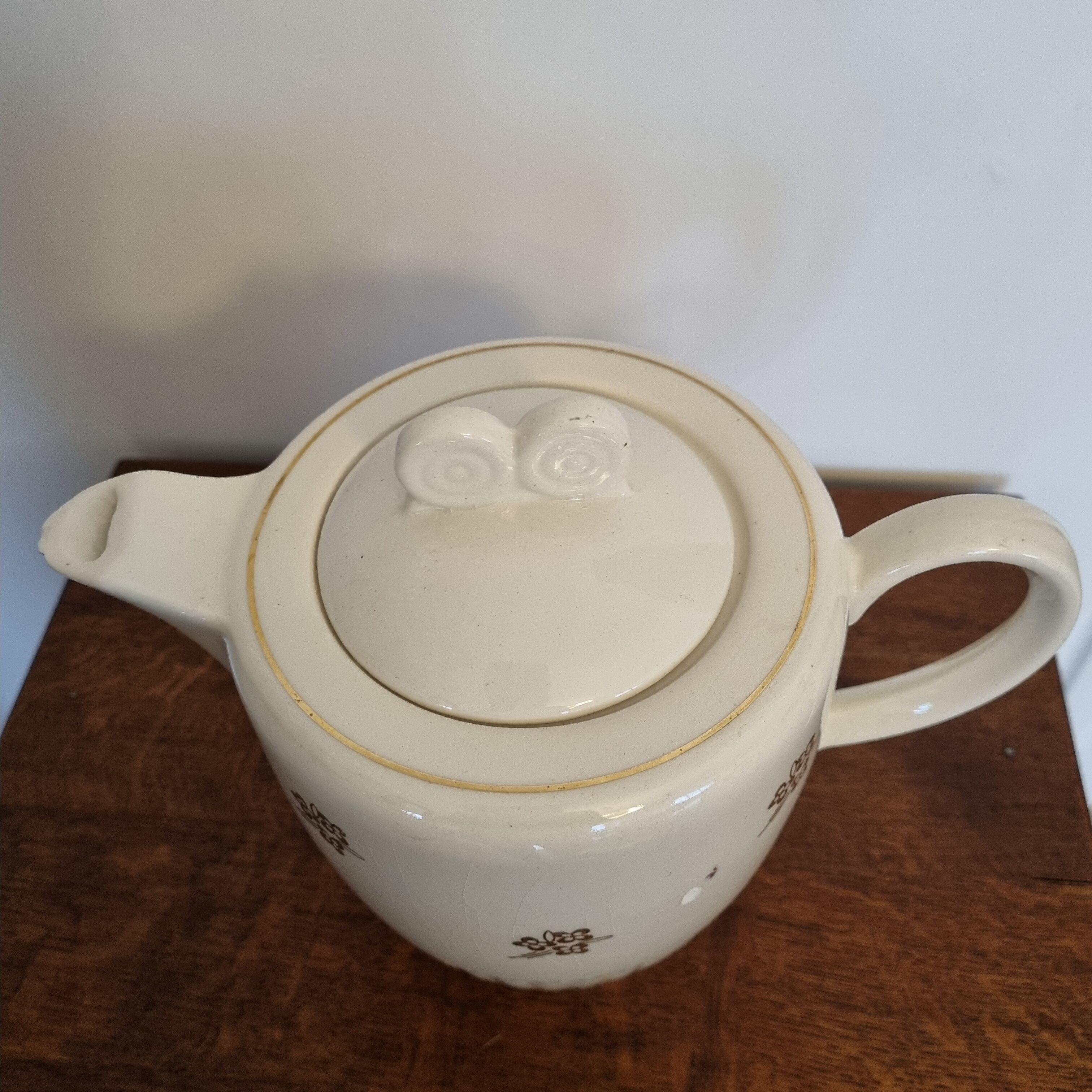 Teapot in half-porcelain of Lunéville late XIXth century