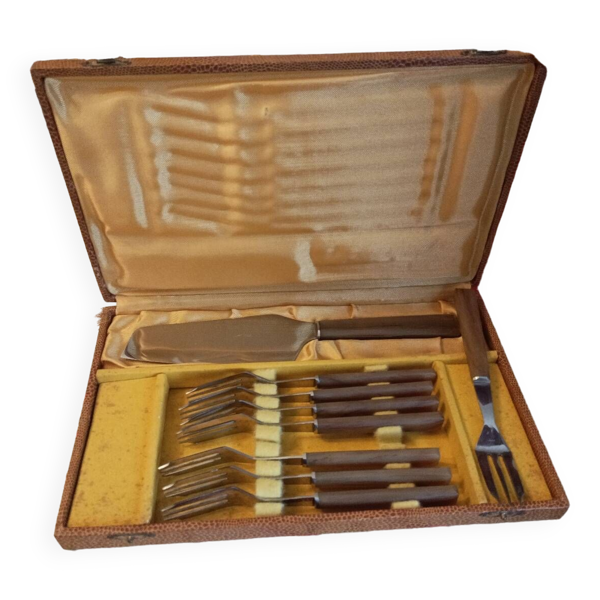Service à gâteau menagère