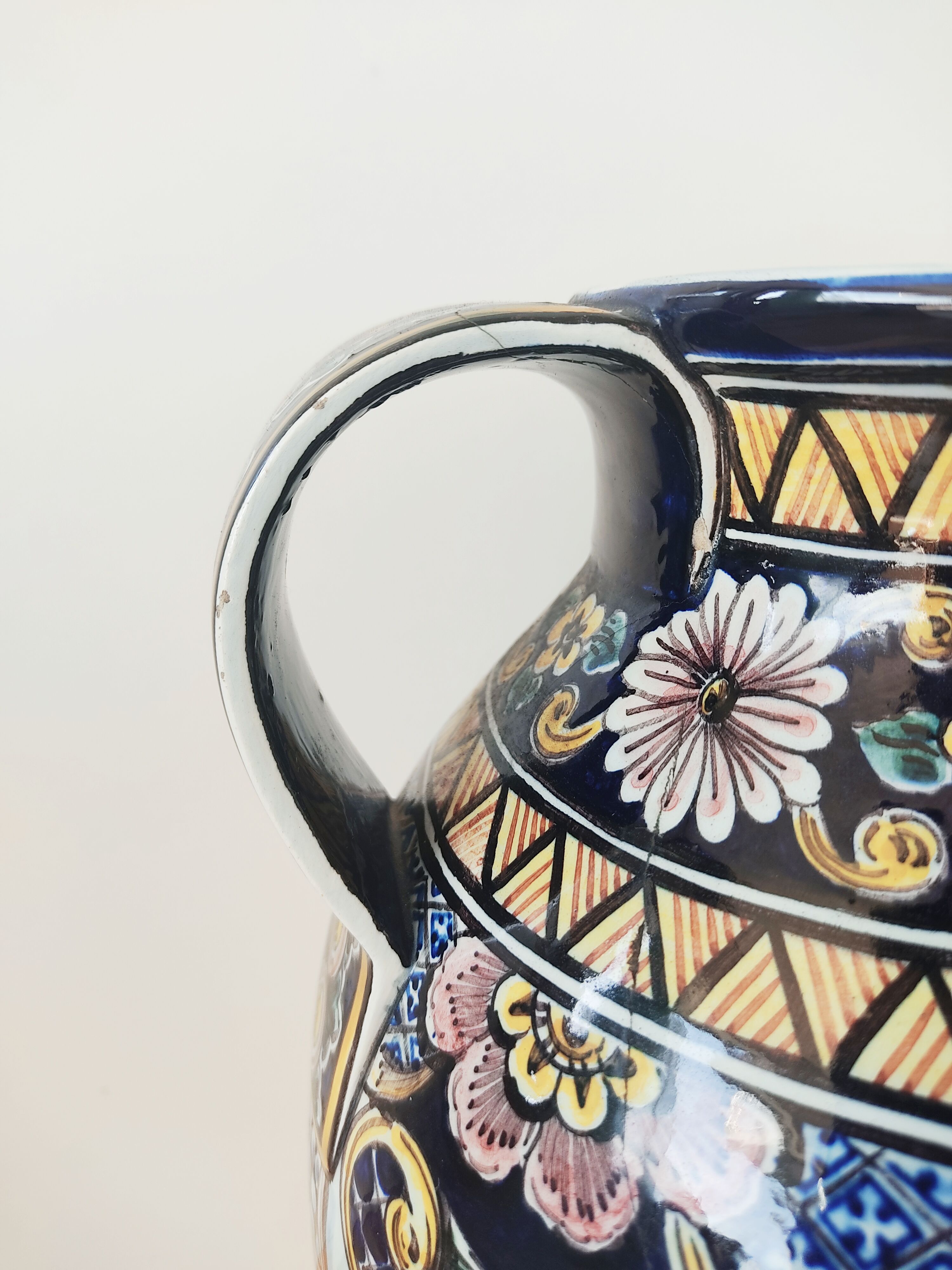 35 cm Portuguese ceramic vase Outeiro Agueda