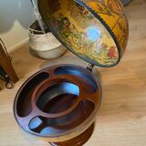 Bar globe