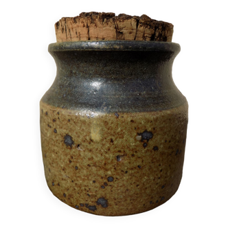 Stoneware pot, cork lid