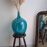 Tripod stool in turned wood, attributed to Charles Dudouyt, 20th century.