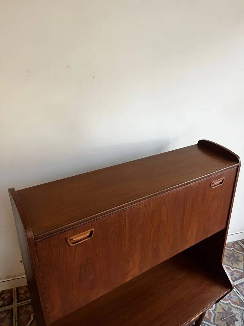 Cabinet vintage