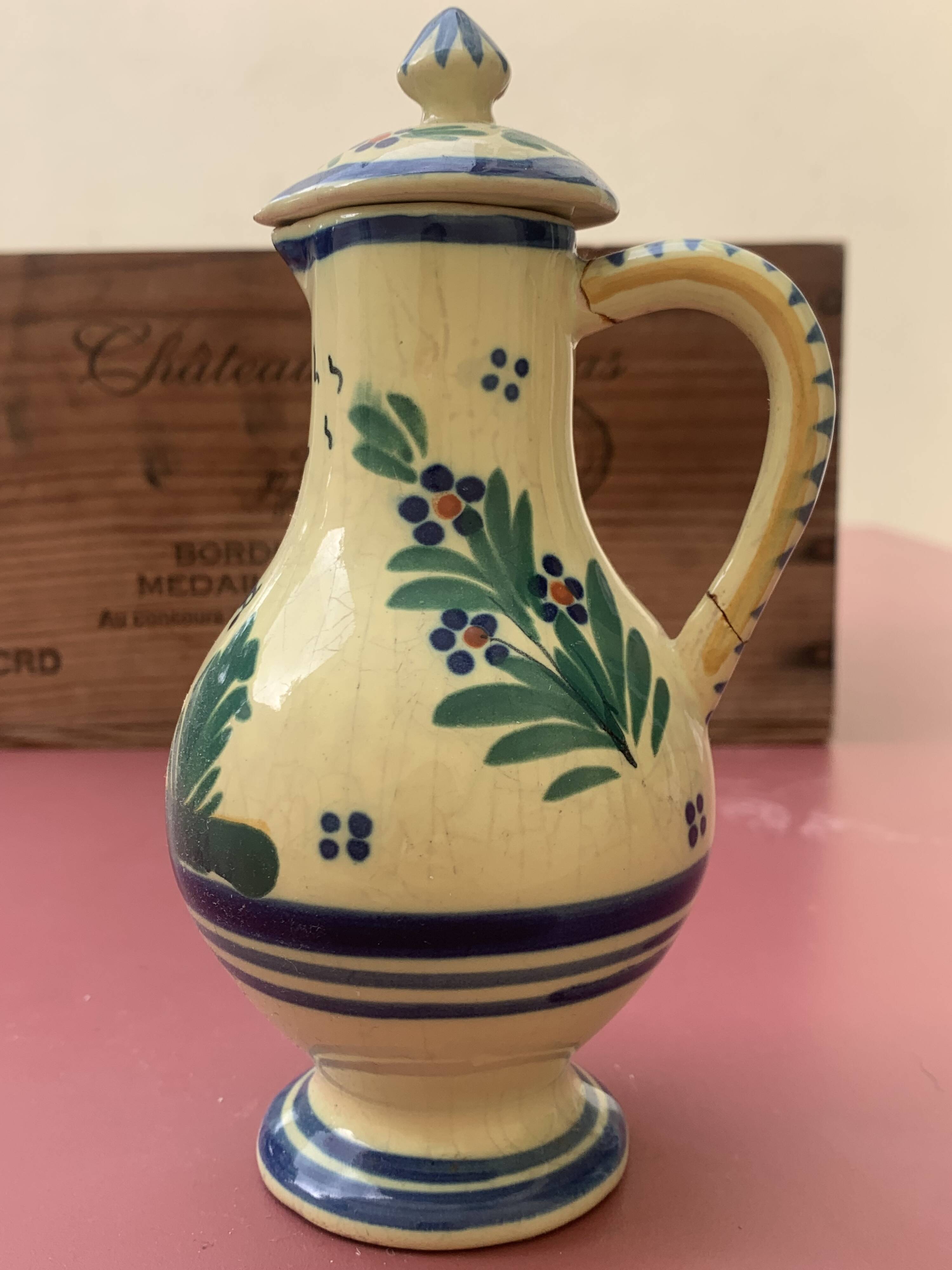 Small jug with lid Henriot Quimper