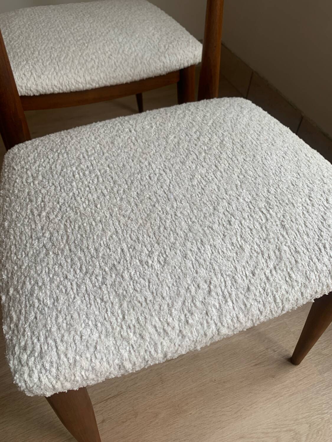 Series of 4 Scandinavian chairs from the 60s