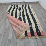 Handmade natural wool rug, size 150 x 250 cm