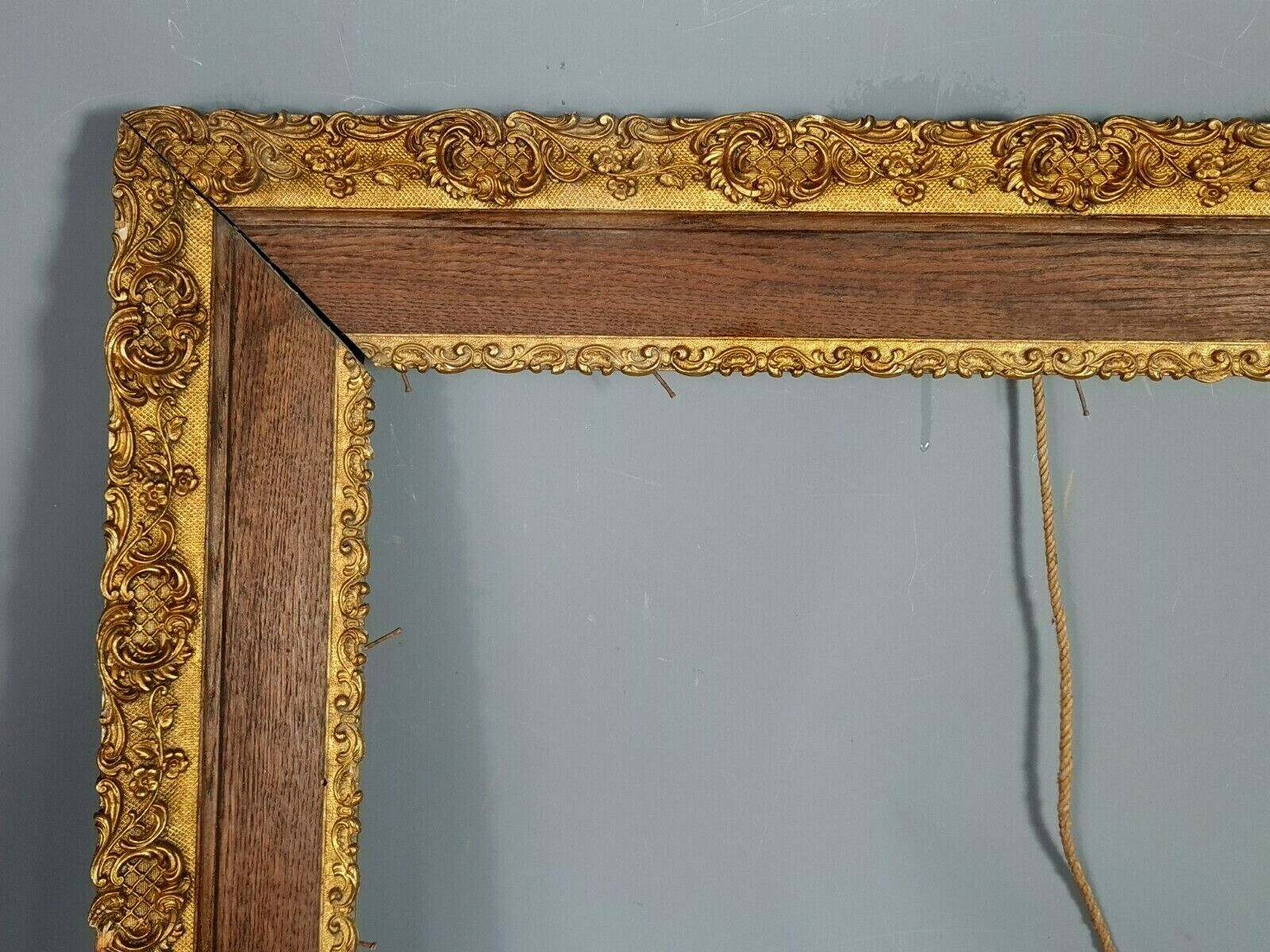 Old frame gilded stucco wood 65,5x55,5 cm, foliage 51x41 cm SB