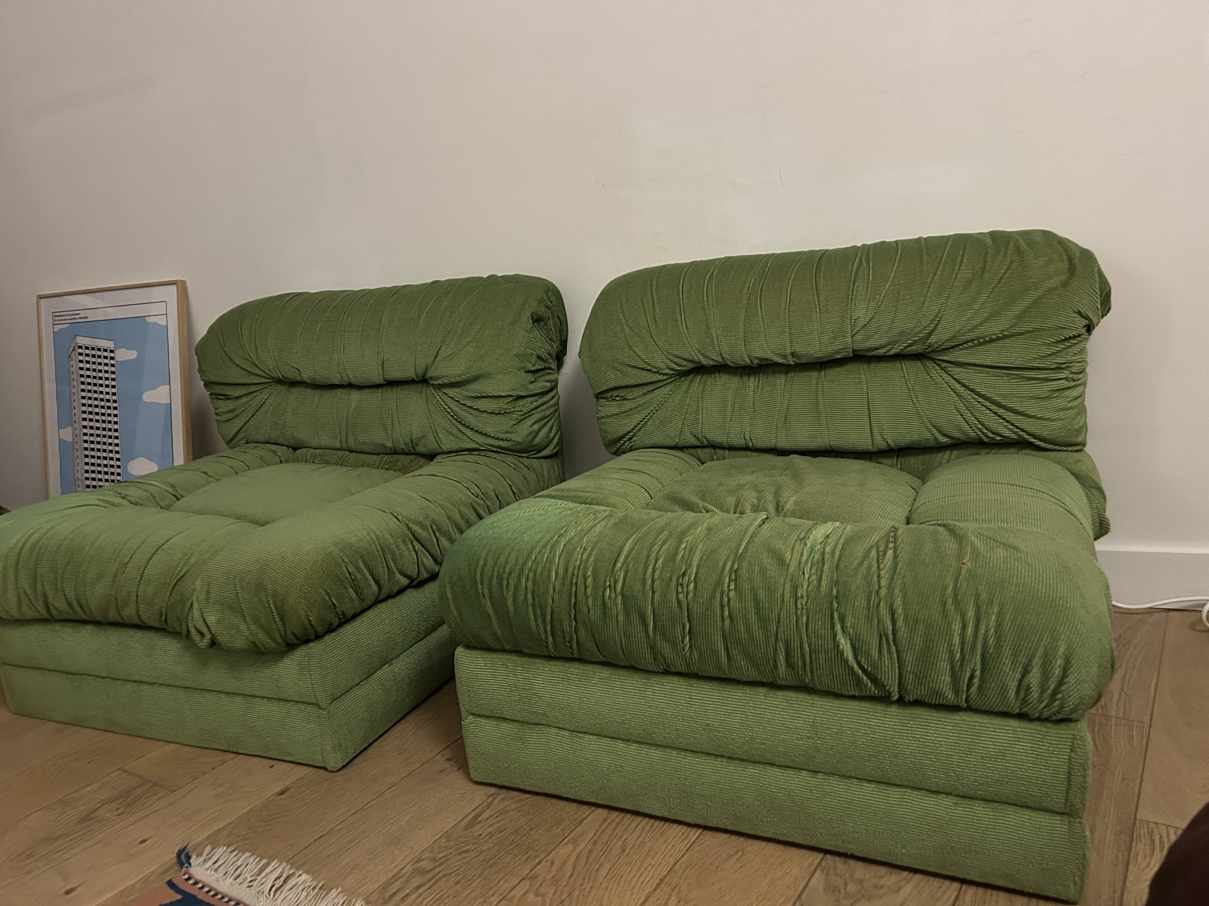 Paire de chauffeuse années 70