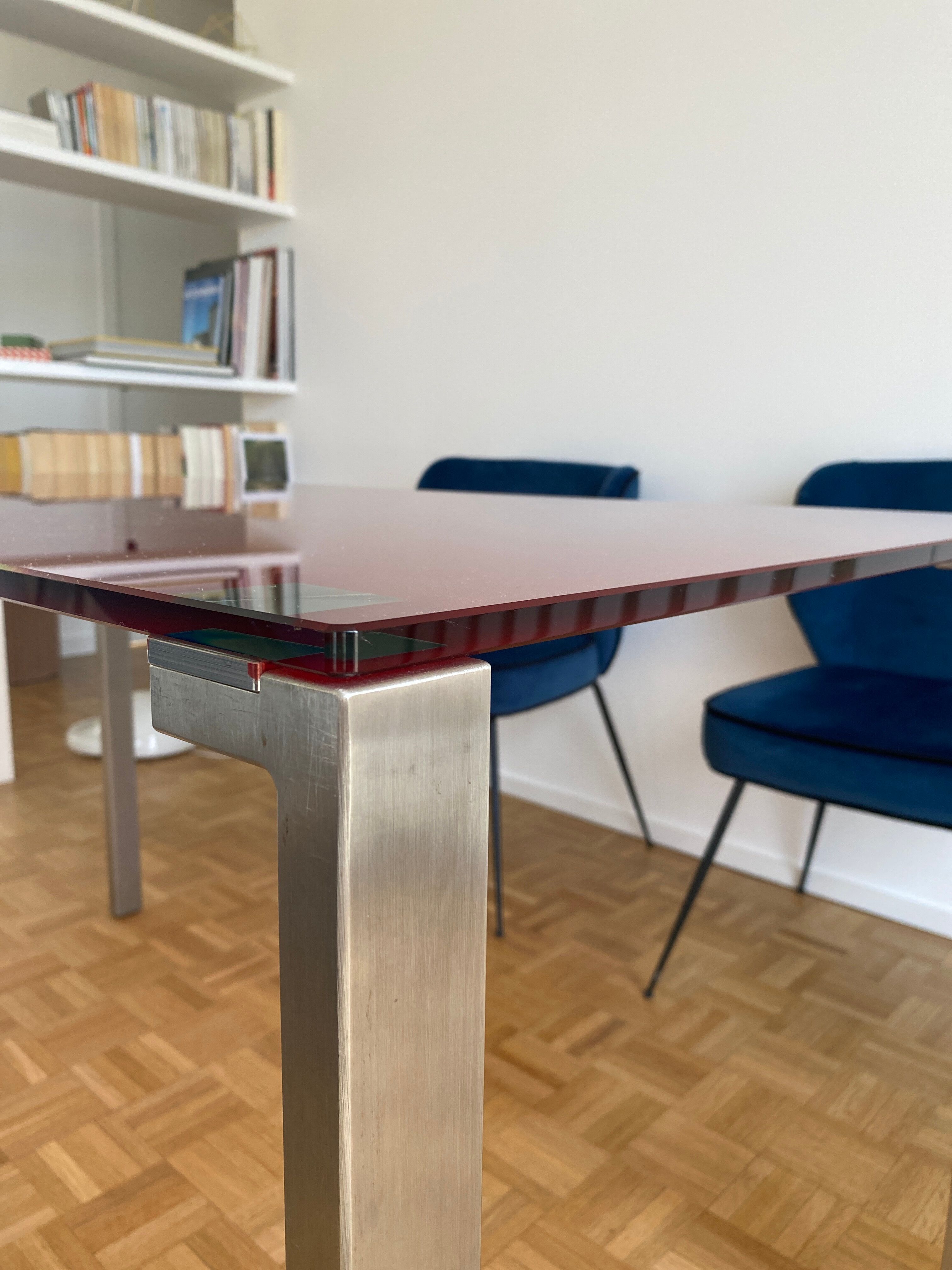 Nouvel Jean table