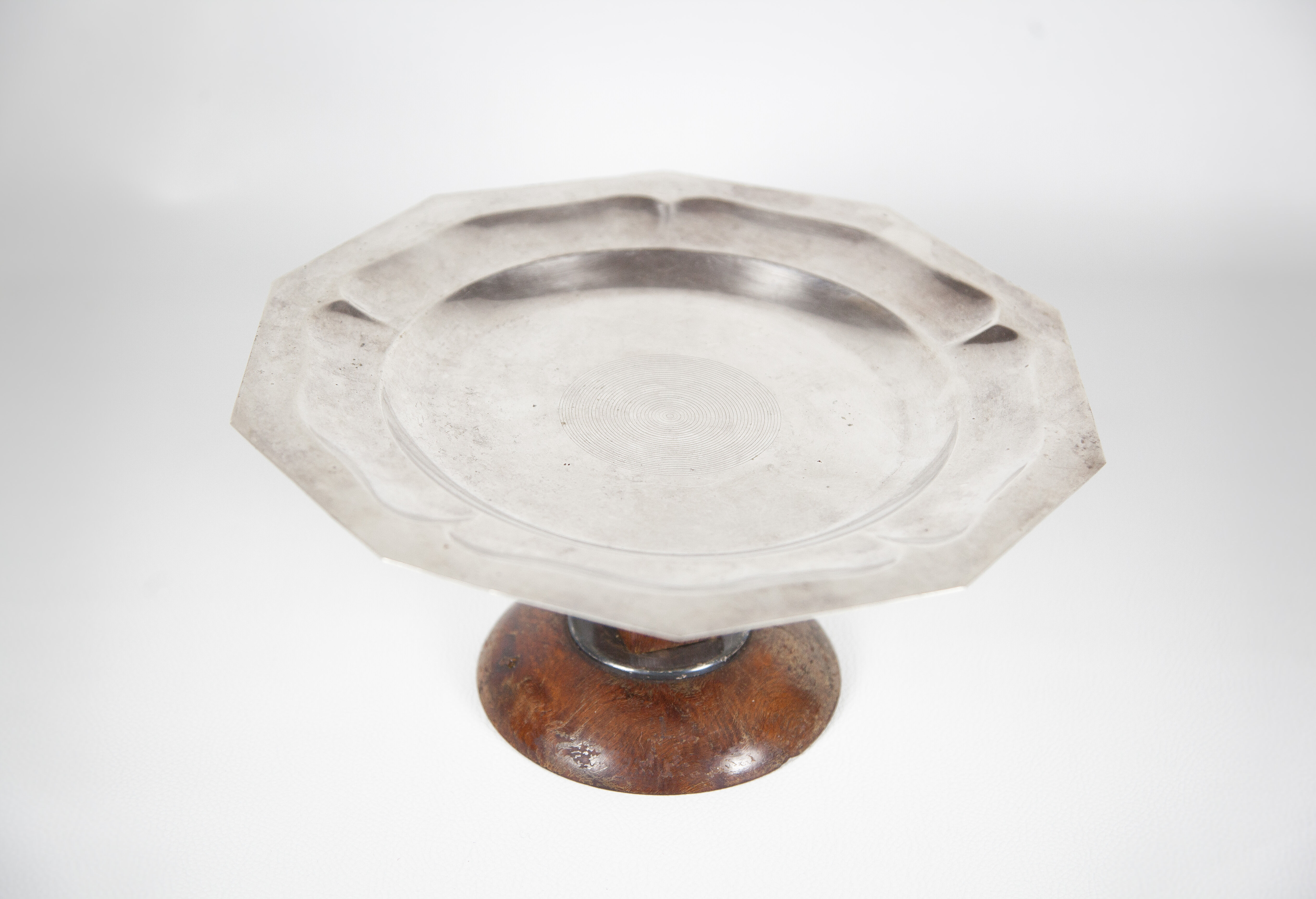 Art Deco cup