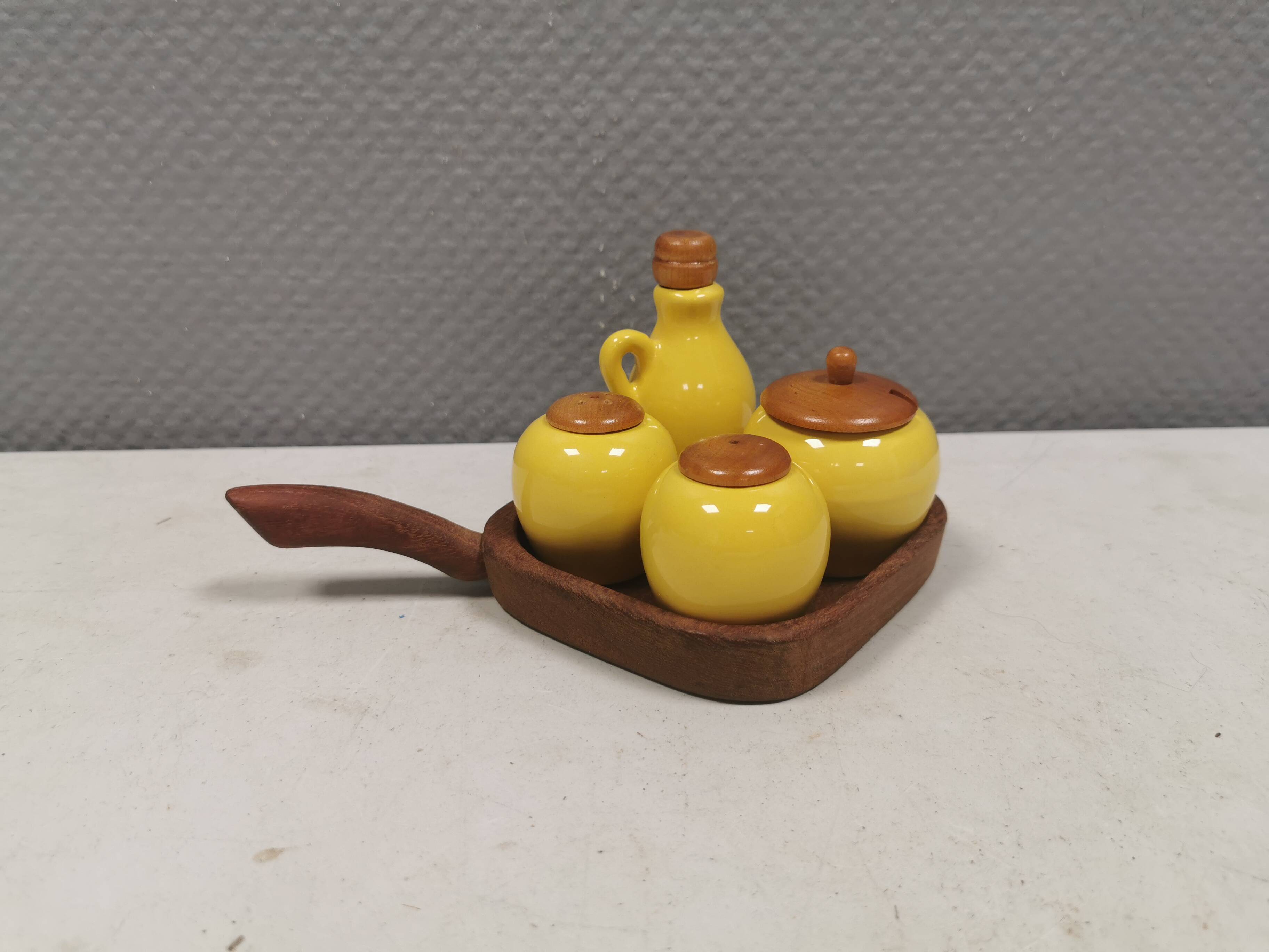 Petit ensemble de table suédois en céramique et bois, années 1980