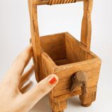 Cache pot indien d'éléphant en bois années 40