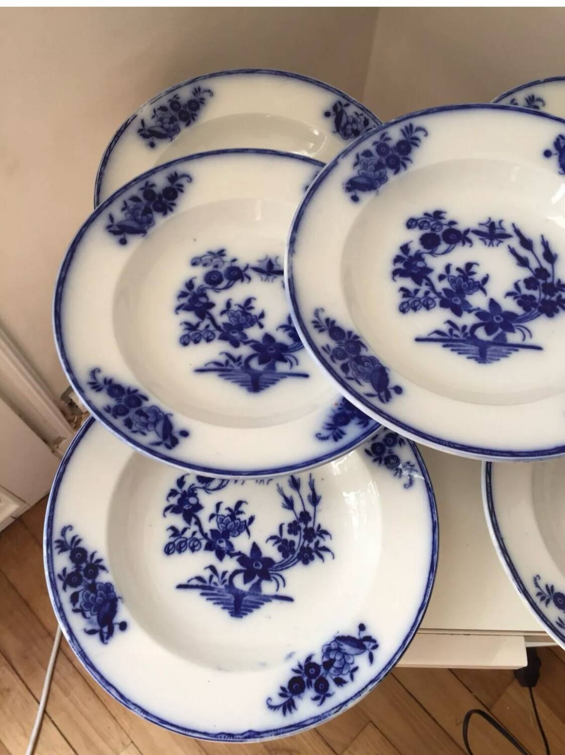 Set of 7 soup plates, Grand Bouquet Boch-Frères Keramis, 19th century