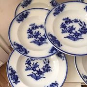 Set of 7 soup plates, Grand Bouquet Boch-Frères Keramis, 19th century