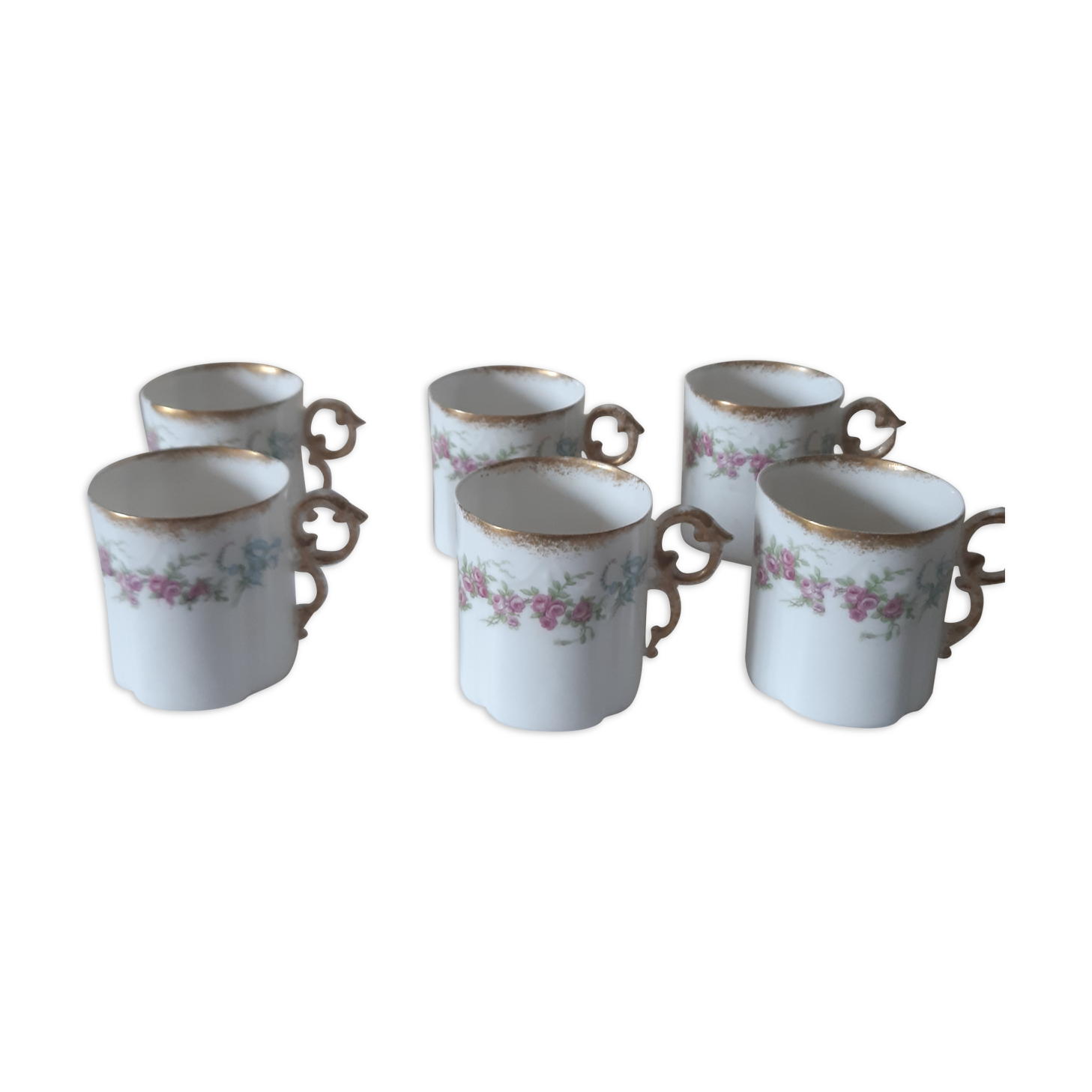 Tasses à café, anciennes
