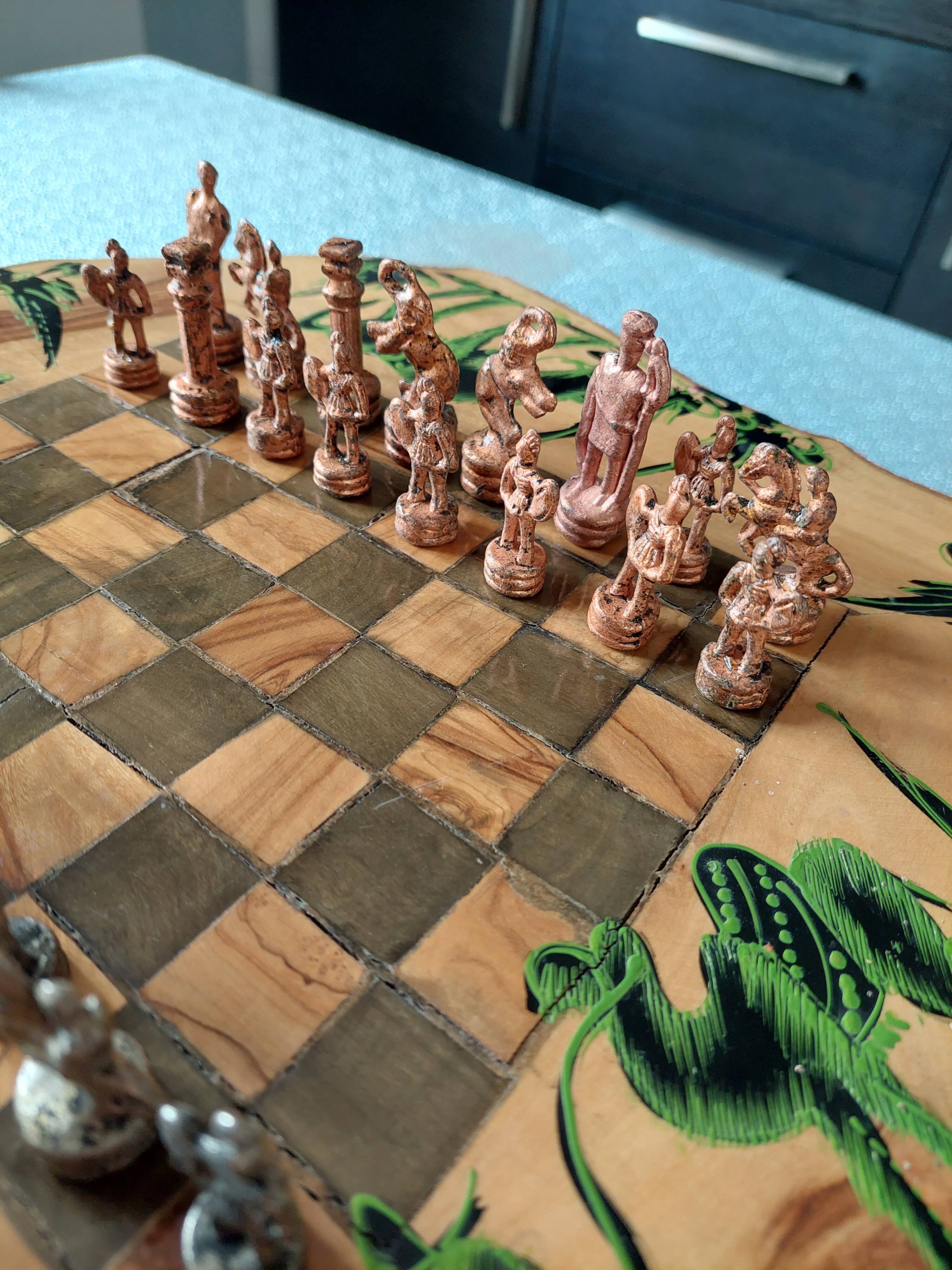 Wooden chess game
