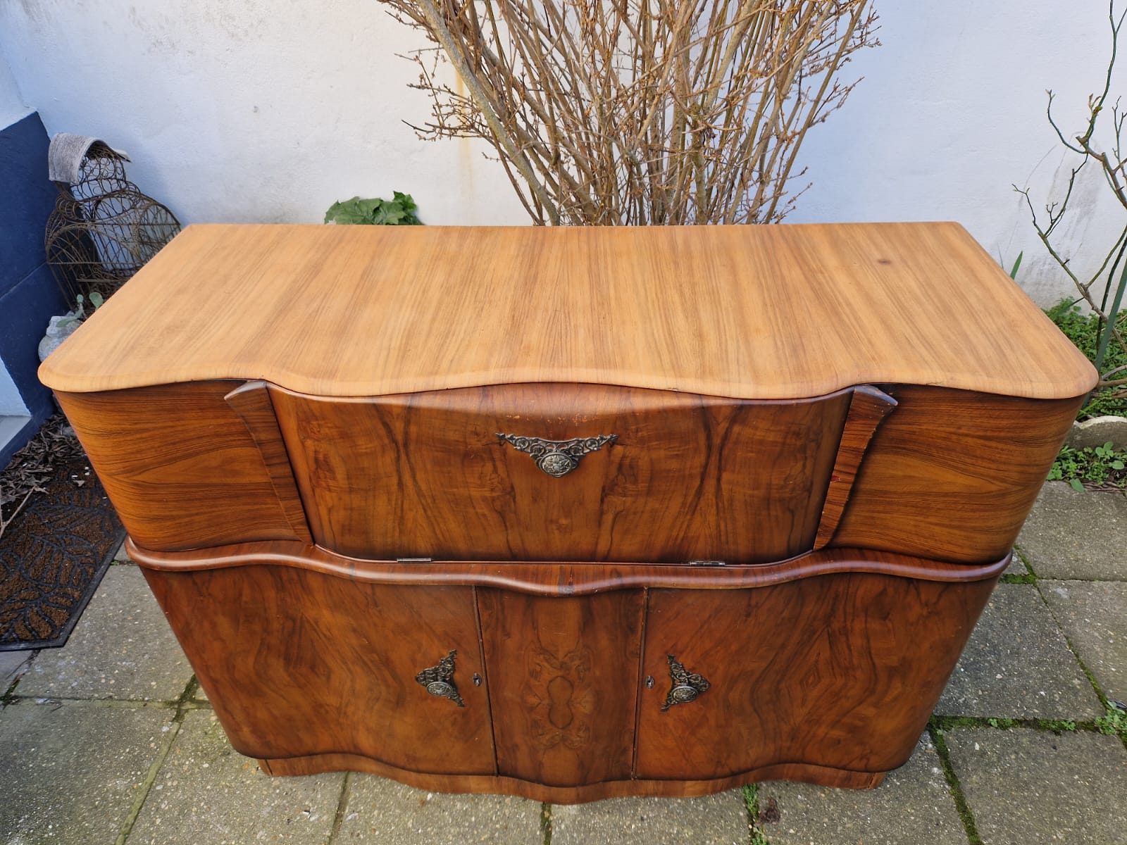 English bar furniture Stonehill Furniture