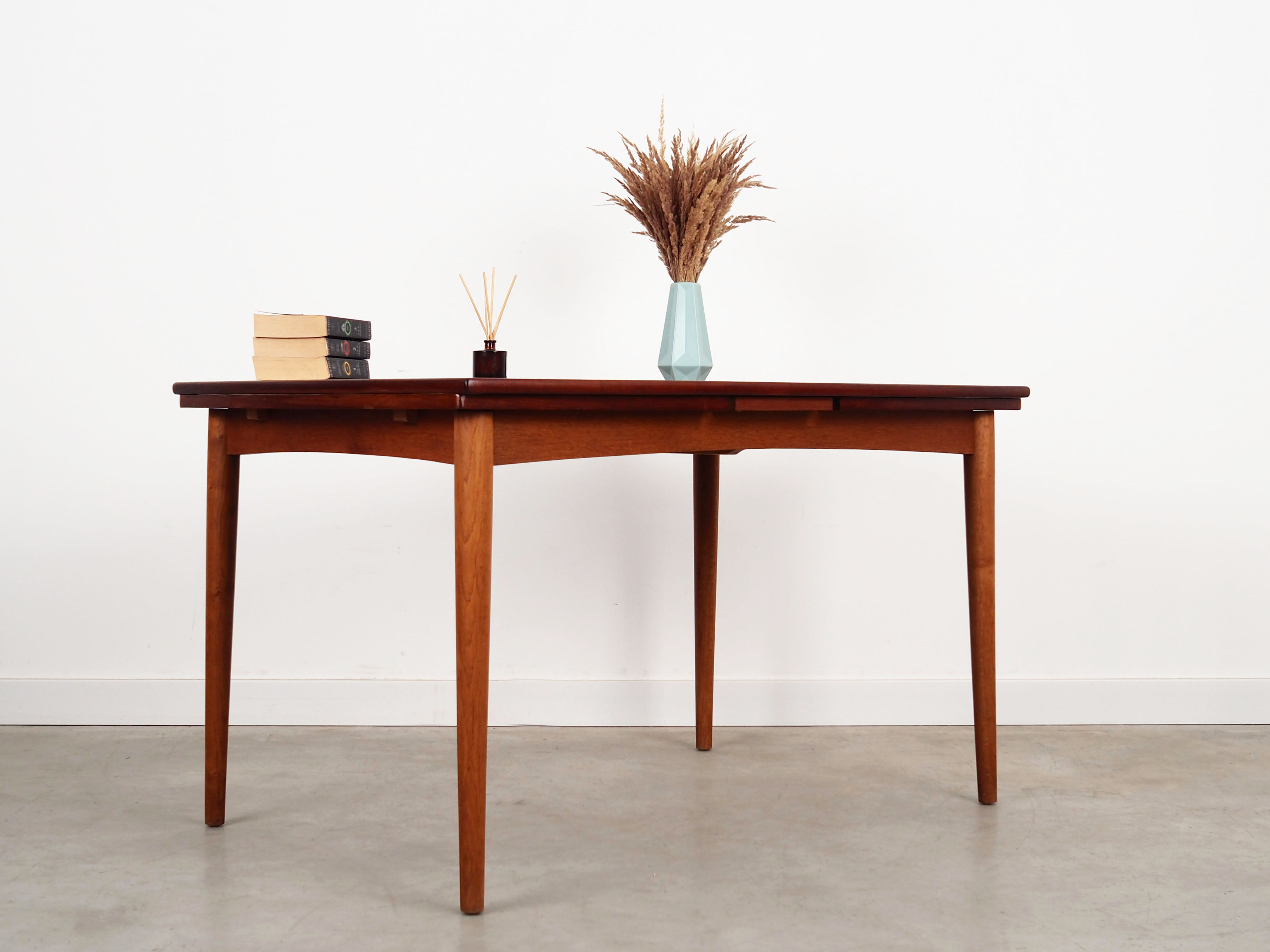 Teak table, danish design, 1970s, production: denmark