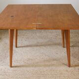 Scandinavian-style system table