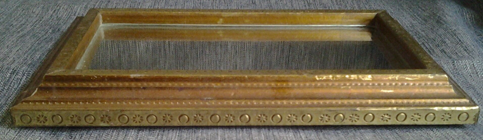 Vintage mirror in brass and wood 15x25cm