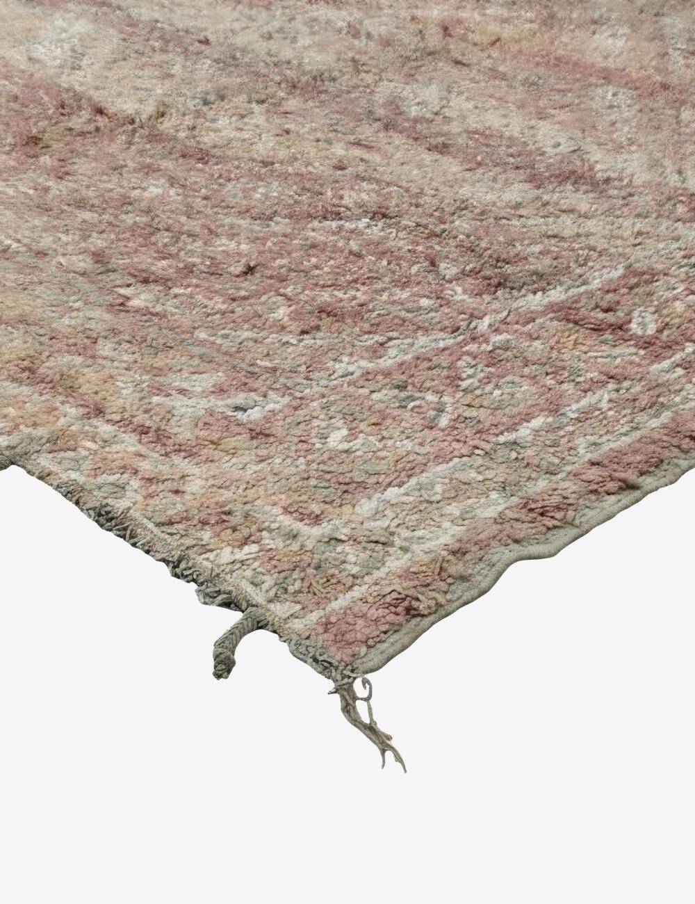 Vintage Berber Rug - 298 x 203 cm