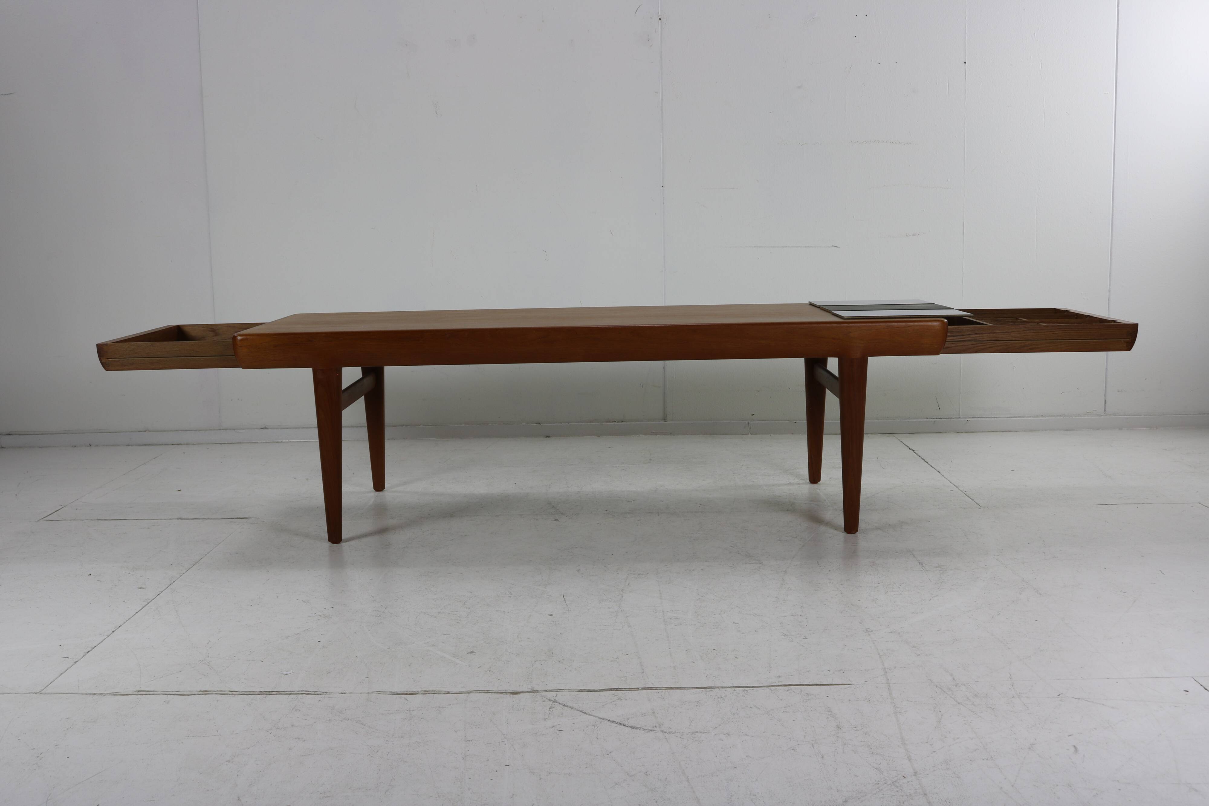 Danish design coffee table by Johannes Andersen for Silkeborg